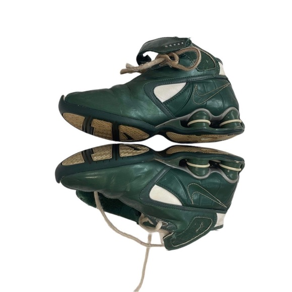 Get the much-needed advice and guidance when raising a newborn with this charmin - Picture 5 of 9